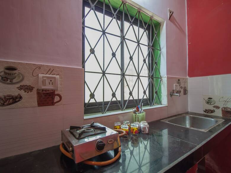 Hotel Oyo 12304 Home Cozy Studio Baga