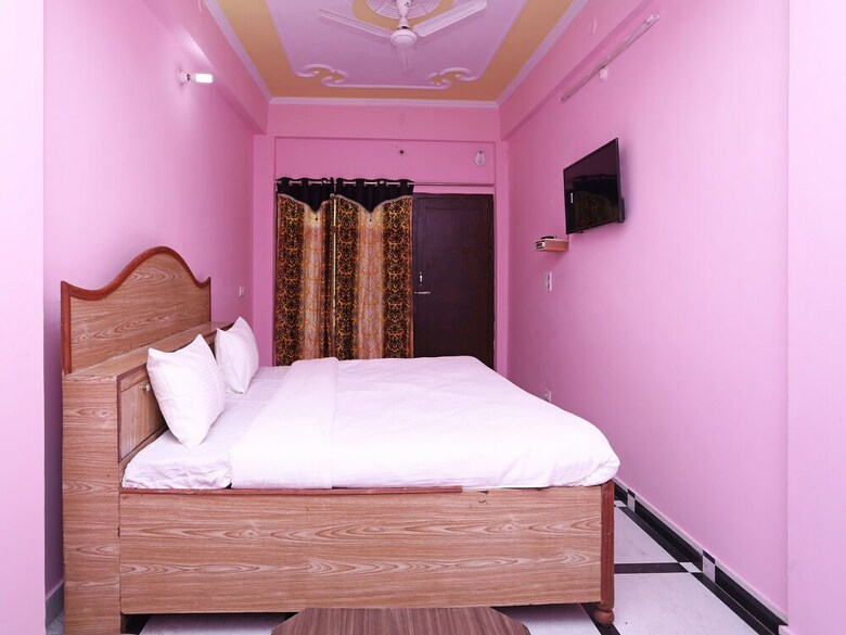 Hotel Oyo 13171 Home Exotic Studios Kempty Fall