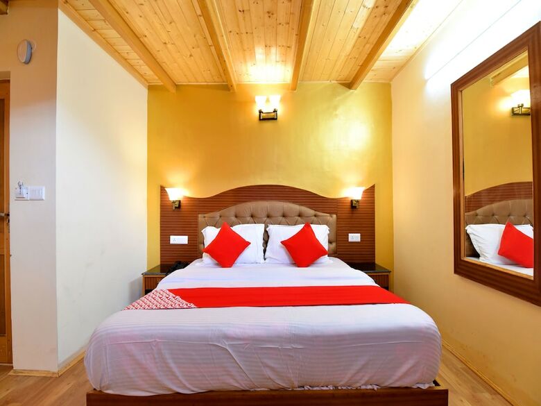 Hotel Oyo 13356 Himachal Heights