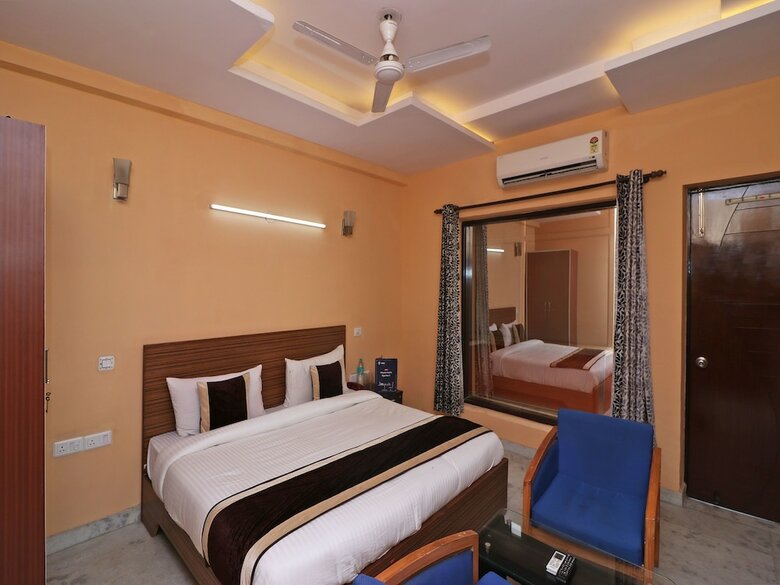 Hotel Oyo 13782 Om Villa
