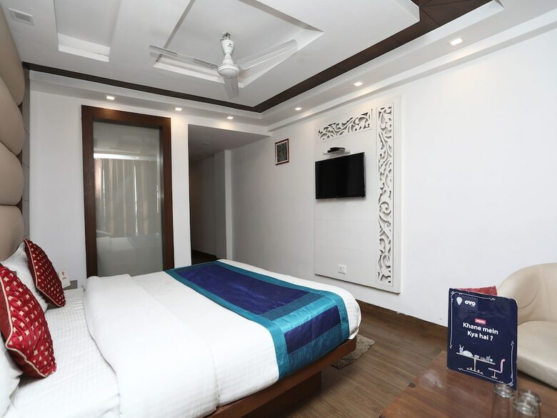 Oyo 6119 Hotel Royal Classic