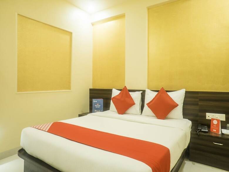 Hotel Oyo 11597 Aditi Executive