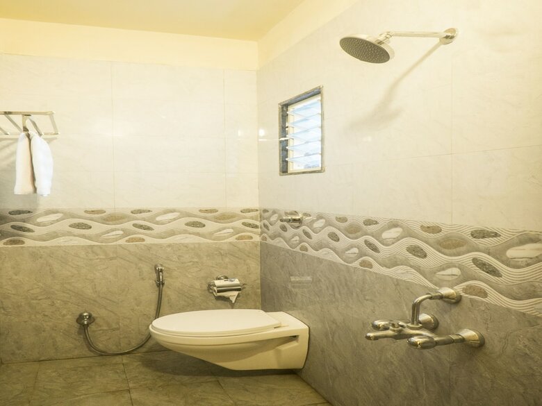 Hotel Oyo 11597 Aditi Executive