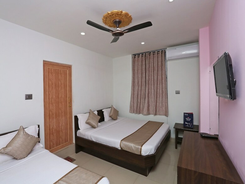Hotel Oyo 13265 Aashray Guest House