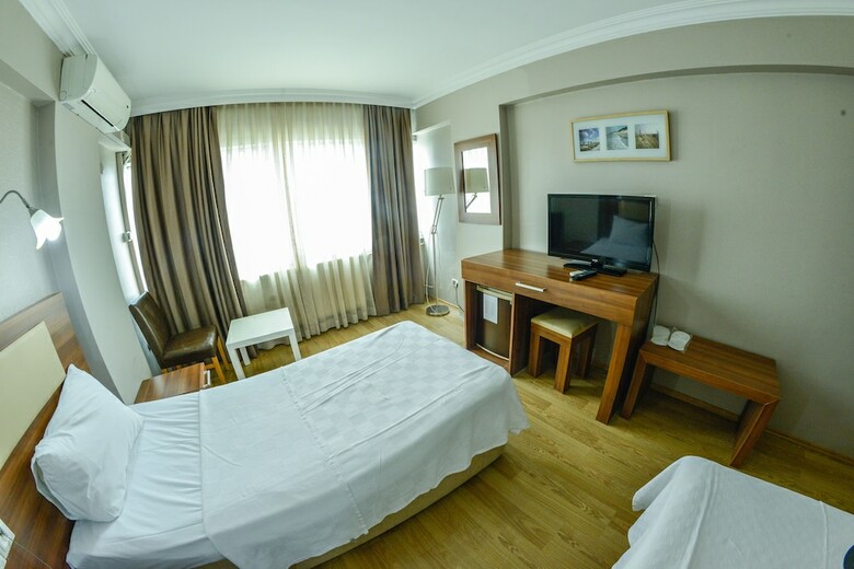 Wox Ew Hotel