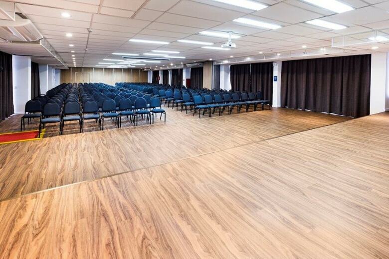 Sibara Flat Hotel & Conven�oes