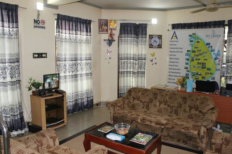 Hostal A4 Residence Colombo Airport