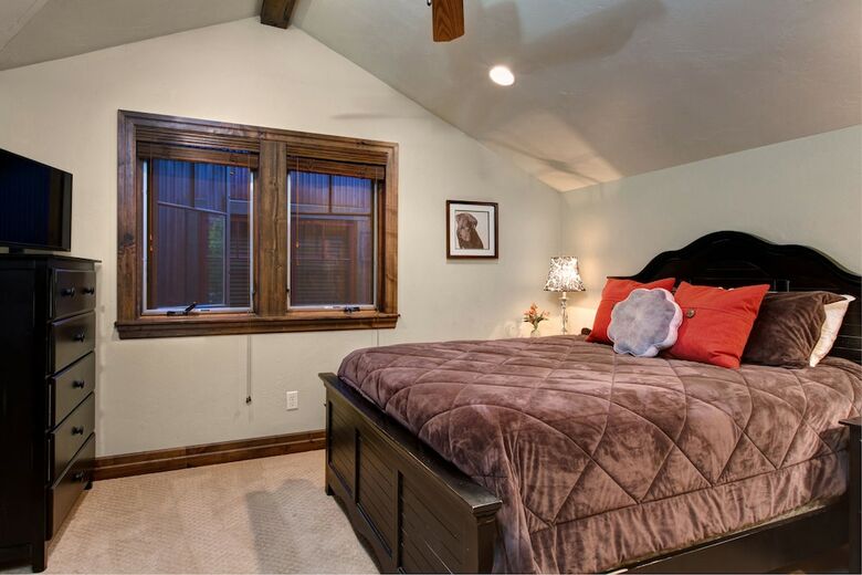 Abode At Quit 'n Time