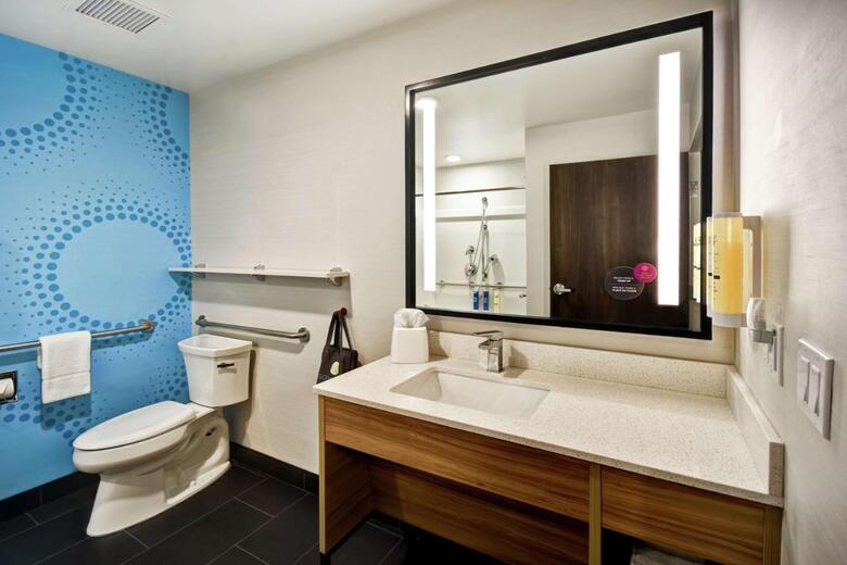 Hotel Tru By Hilton Fort Wayne, In