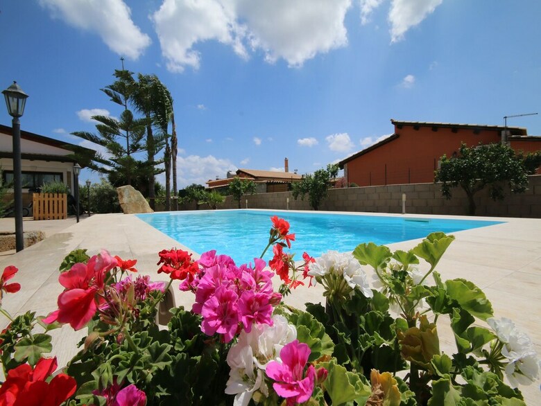 Casa Syramusa Con Piscina