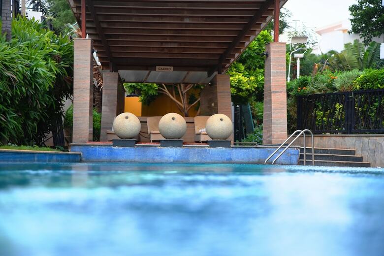 Hotel Royal Orchid Suites