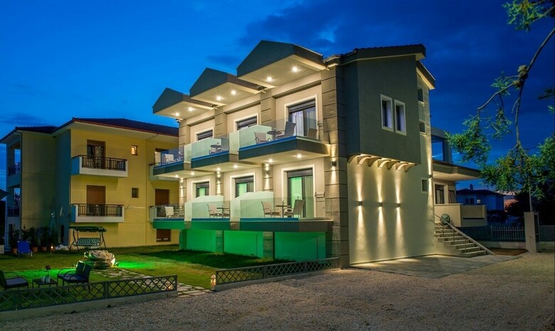 Hotel Grey House Apartments