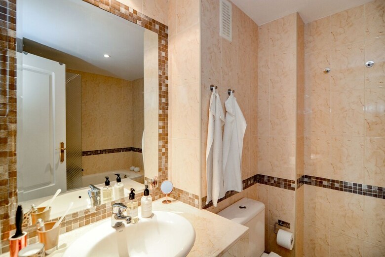 Apartamentos Sad-spacious 2 Bedroom Duplex P.banus