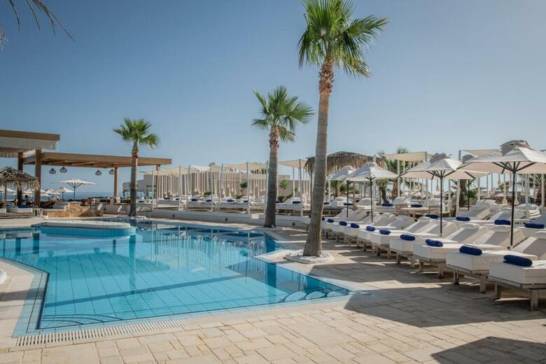 Hotel Parthenis Beach Suites By The Sea