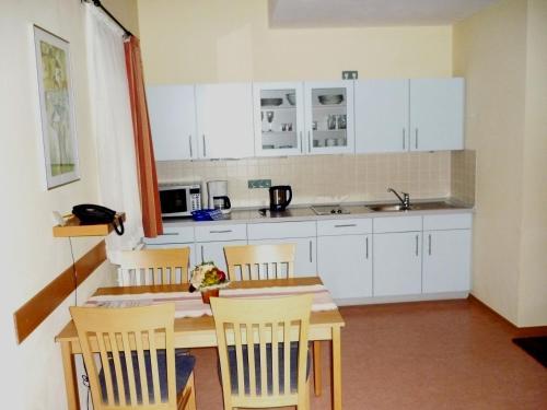 Hostal Pension Im Malerwinkel Kallm�nz
