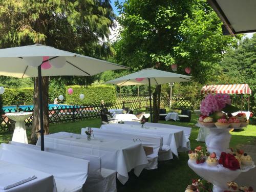 Hotel Restaurant Paradeism�hle