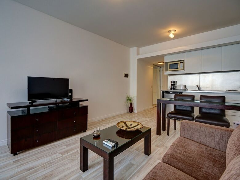 Apartamentos Cabello Square