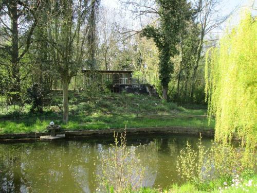 Hotel World House Wetten