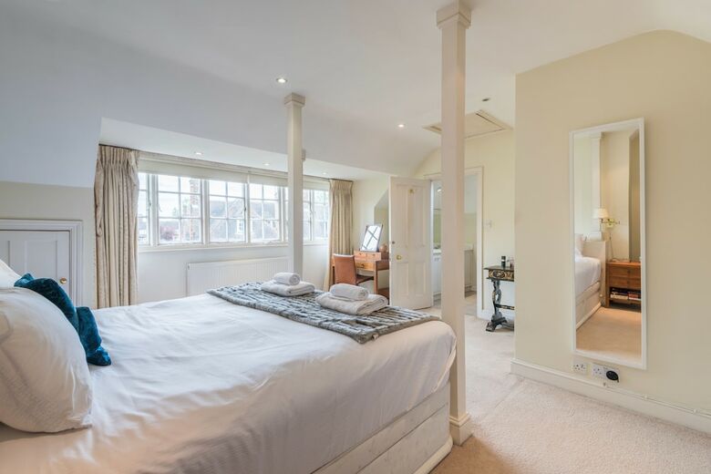Charming Golders Green Home By Hampstead Heath