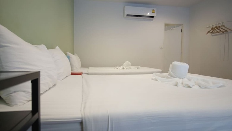 Hotel Resort V - Mrt Huai Khwang