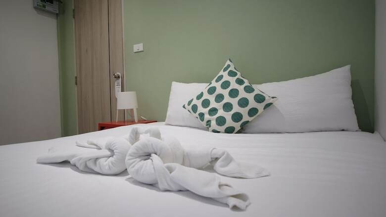 Hotel Resort V - Mrt Huai Khwang