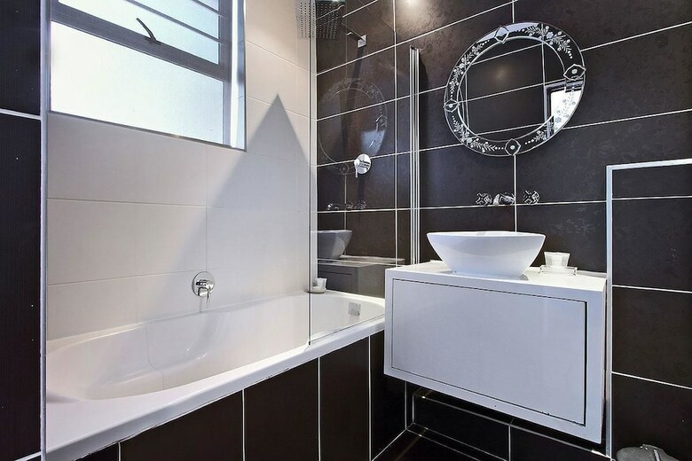 Vredenhof Self Catering Apartment
