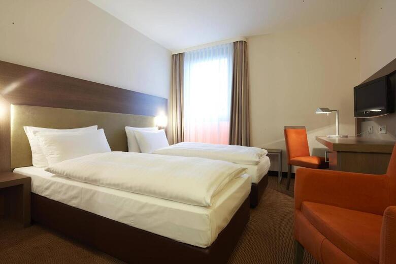 Intercityhotel Berlin Brandenburg Airport