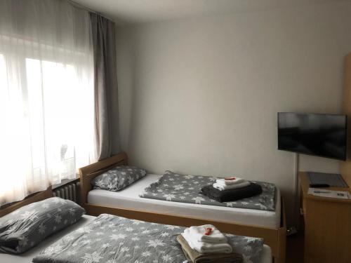 Hostal Ihre Zimmervermietung Am R�merlager