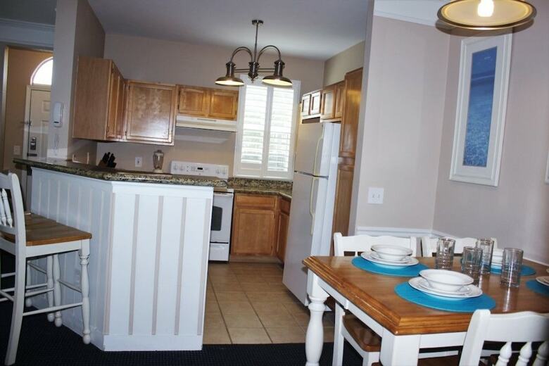 Runaway Beach Club 3101 - Two Bedroom Condo