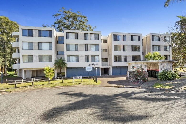 Apartamentos Mistral Court, Unit 7/17 Mistral Close