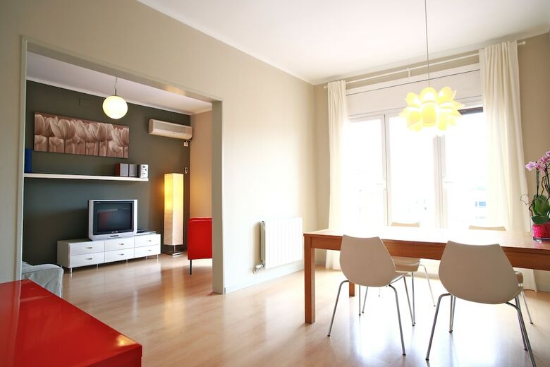 Apartamentos Barcelonaforrent The Sagrada Penthouse