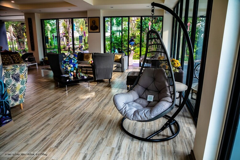 Hostal Bangkok Oasis Hotel