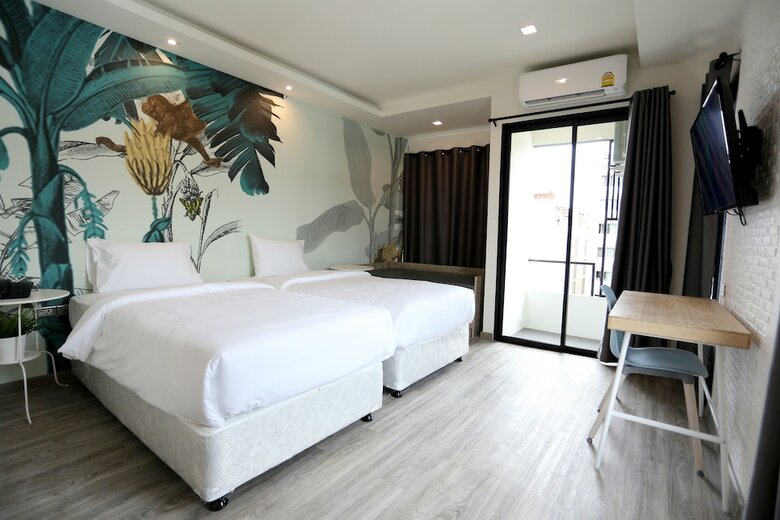 Hostal Bangkok Oasis Hotel