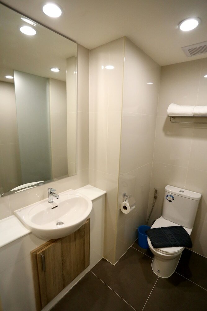 Hostal Bangkok Oasis Hotel