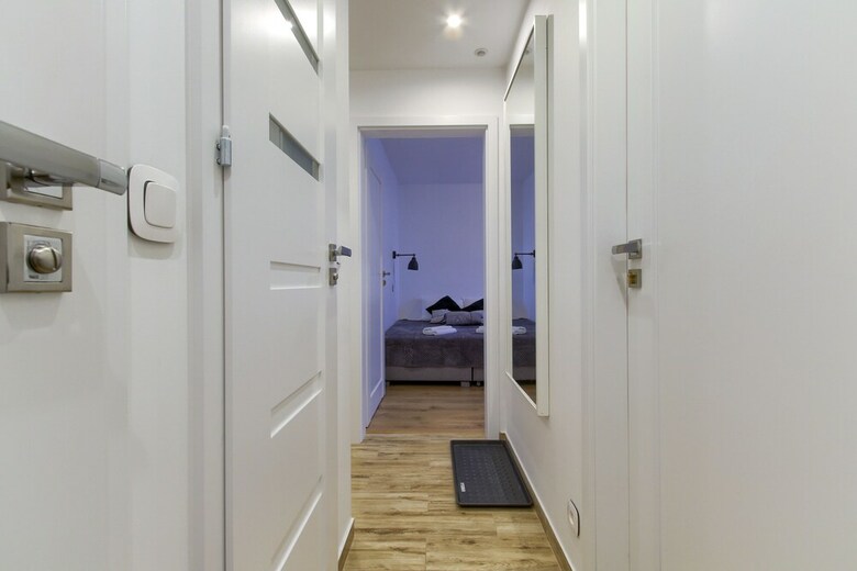 Unit Short Rent Apartment By Warsaw Metro Station