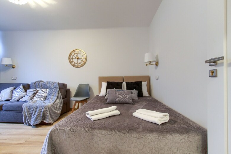 Unit Short Rent Apartment By Warsaw Metro Station