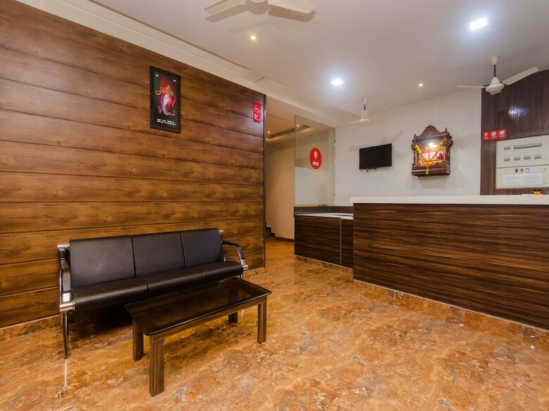 Hotel Oyo 12894 Bunty Residency