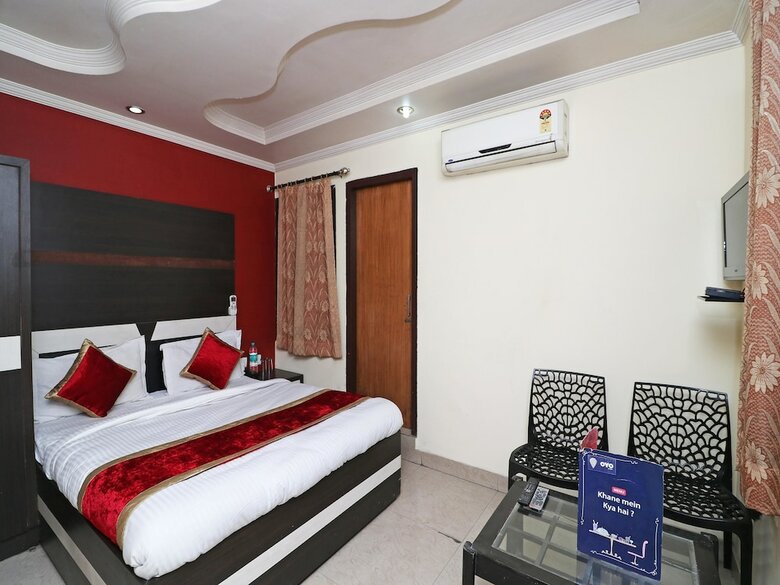 Hotel Oyo 13474 Punjab Regency