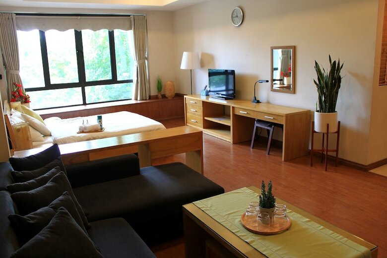 Aparthotel Lake House Studio