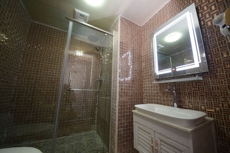 Qingdao Couples Boutique Hotel