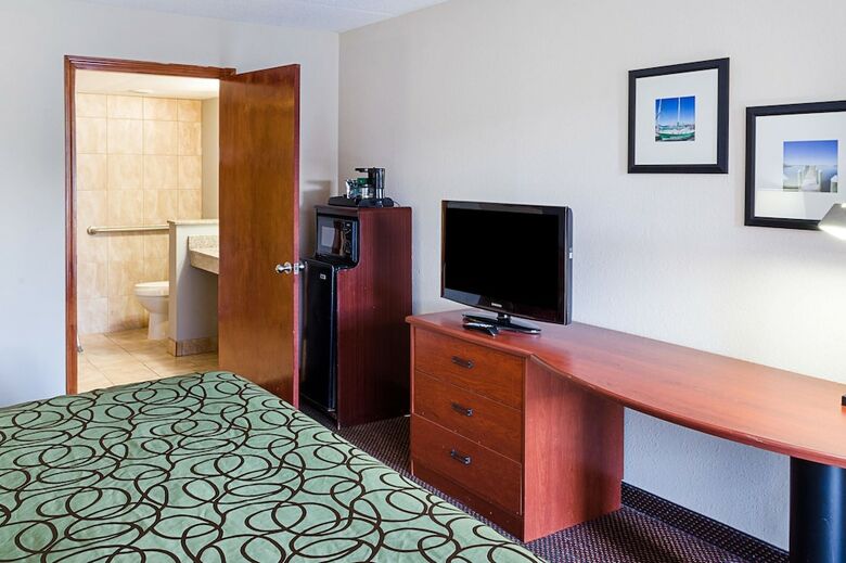 Hotel Rodeway Inn Panama City