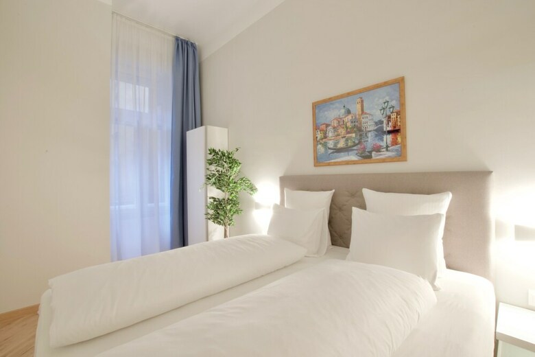 Apartamentos Europest Luxury Suites