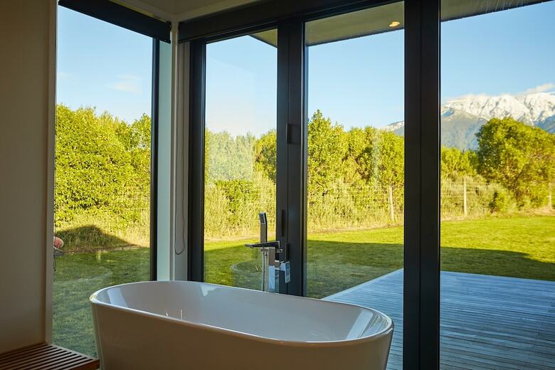 Cabana Glenburn Coastal Retreat - Adults Only