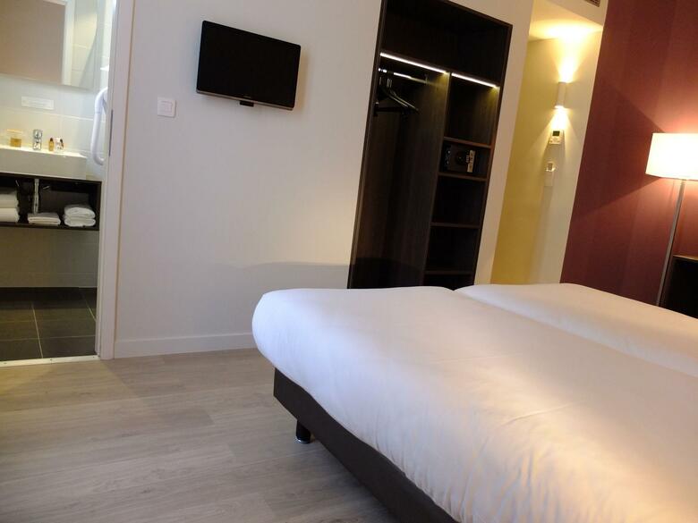 Hotel H�tel De Flore
