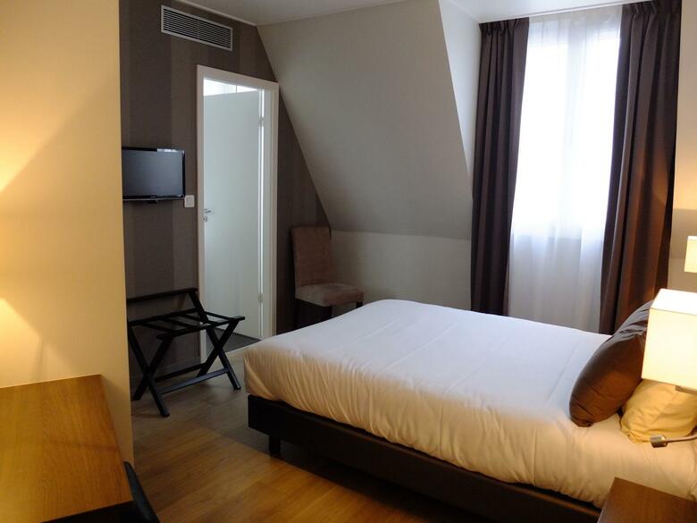 Hotel H�tel De Flore