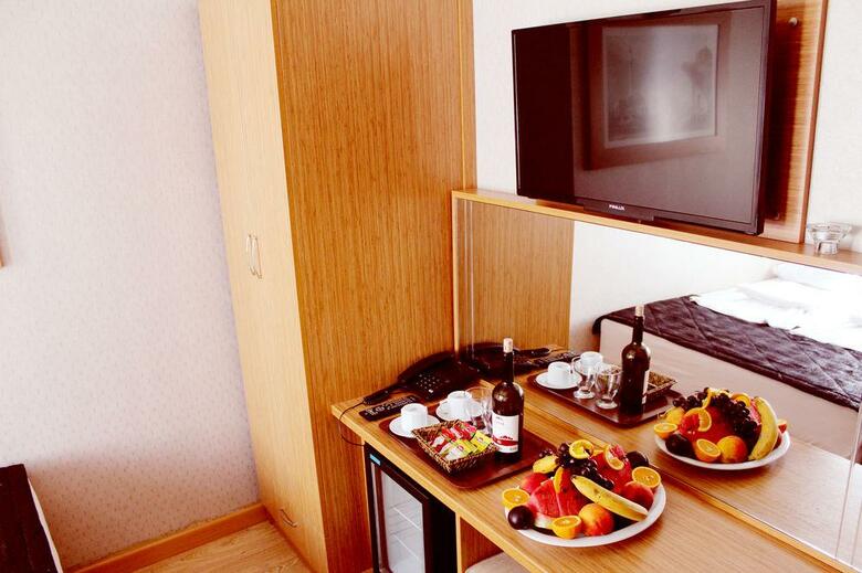 Agora Boutique Hotel & Bistro