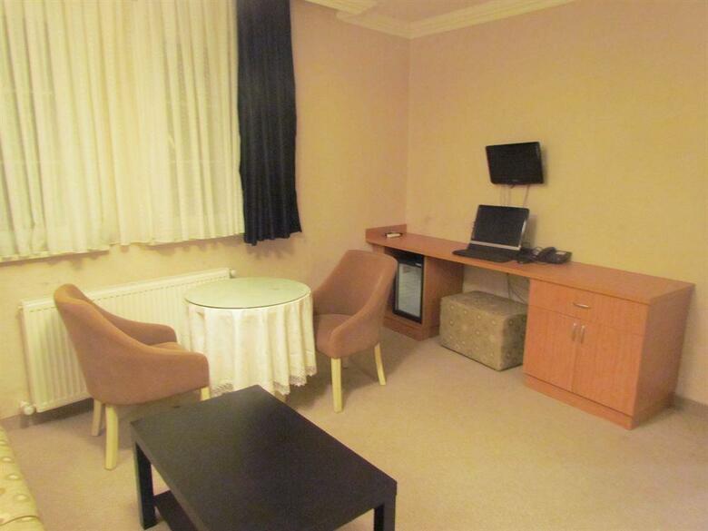 Agora Boutique Hotel & Bistro