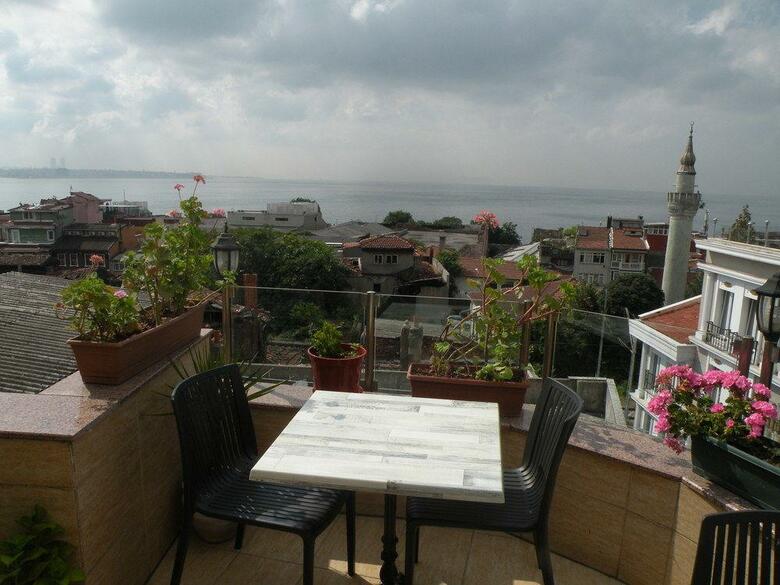 Agora Boutique Hotel & Bistro