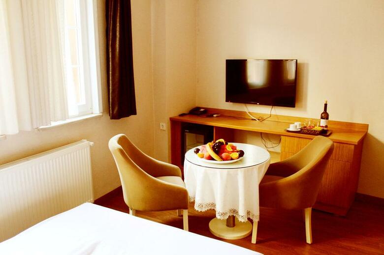 Agora Boutique Hotel & Bistro