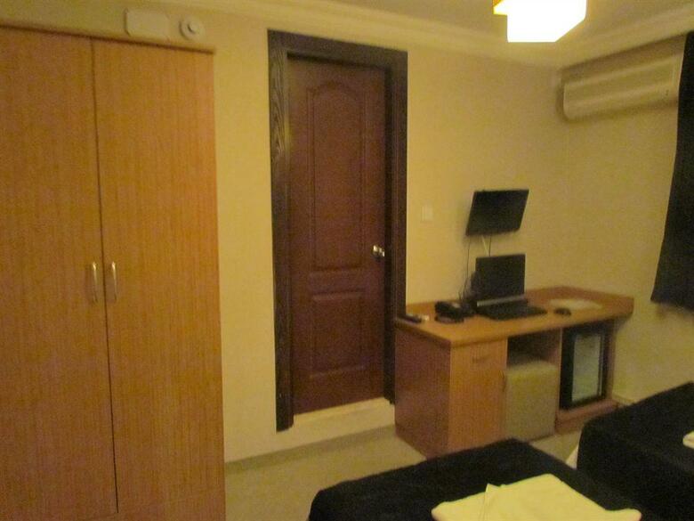 Agora Boutique Hotel & Bistro